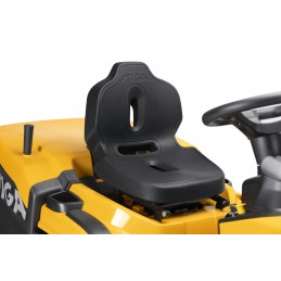 Traktor ogrodowy Stiga Estate 384 – wygodne regulowane siedzenie